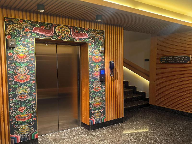 Grand Hotel Bellevue image