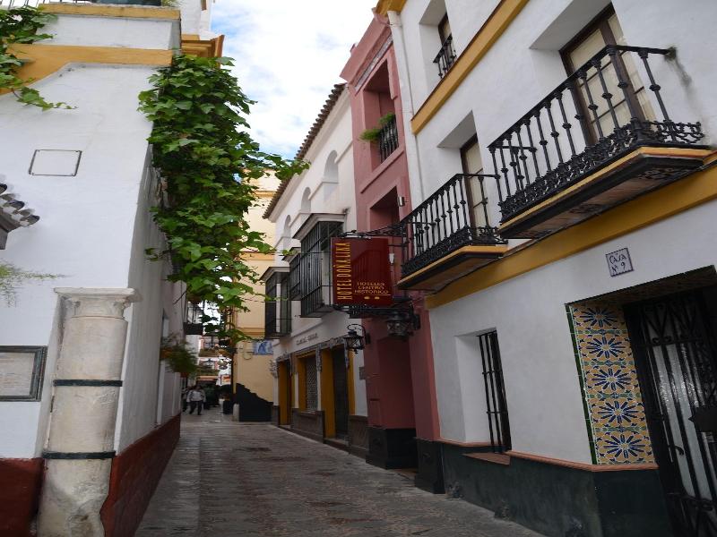 Hotel Dona Lina image