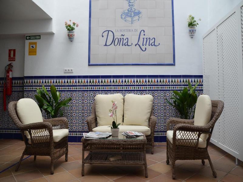 Hotel Dona Lina image