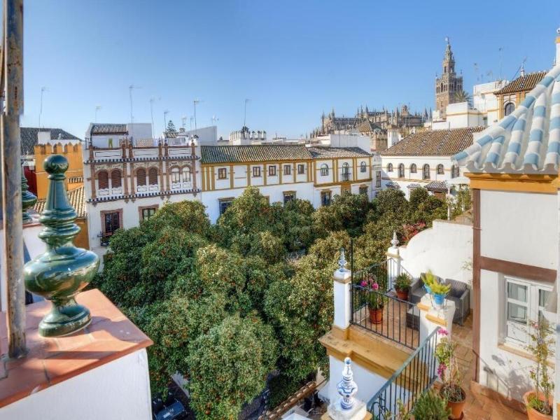 Hotel Dona Lina image