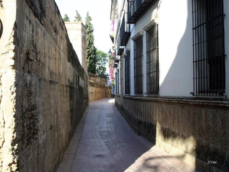 Hotel Dona Lina image