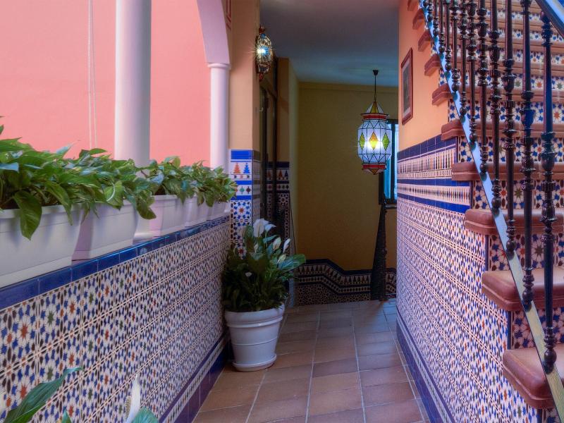 Hotel Dona Lina image