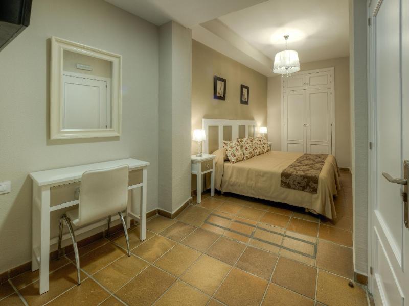 Hotel Dona Lina image