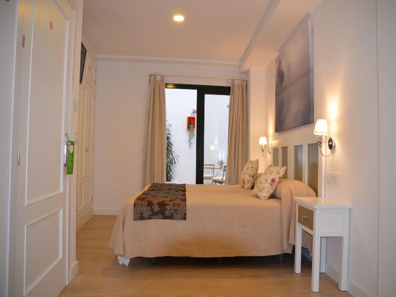 Hotel Dona Lina image