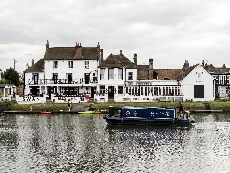 The Swan Hotel image