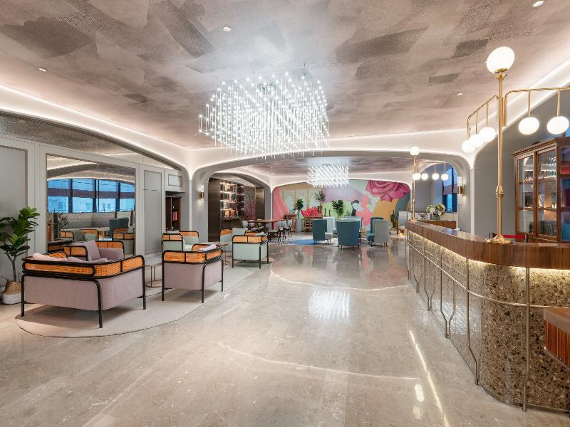 Mercure Urumqi Doowin Wanda Plaza — view