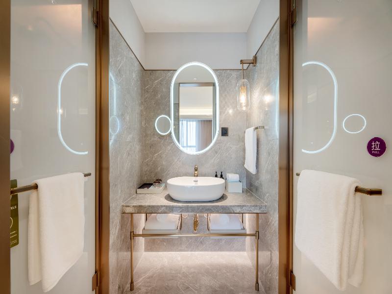 Mercure Urumqi Doowin Wanda Plaza image