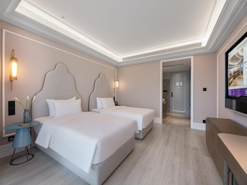 Mercure Urumqi Doowin Wanda Plaza image