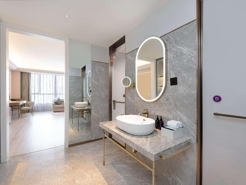 Mercure Urumqi Doowin Wanda Plaza image