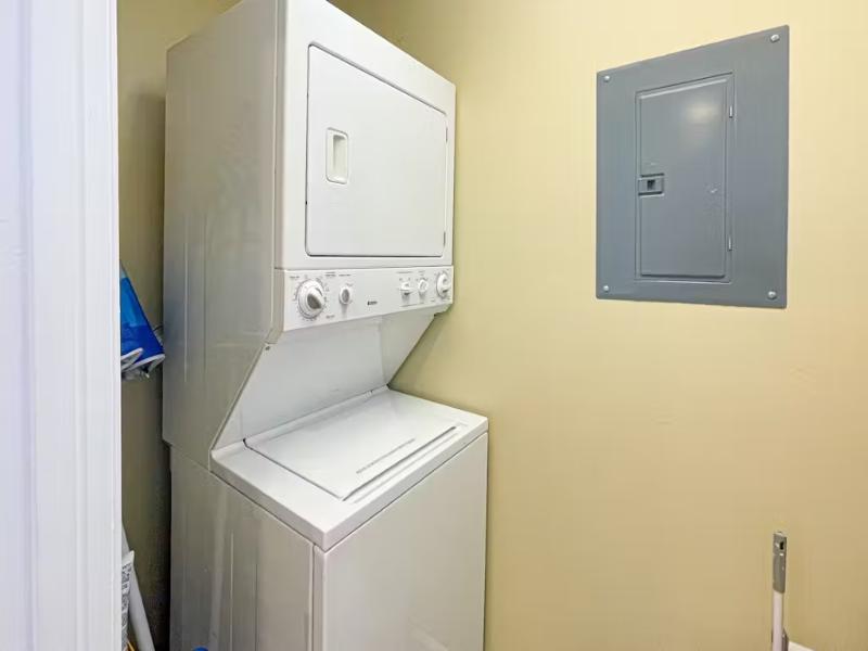 Bonsai Vacations image