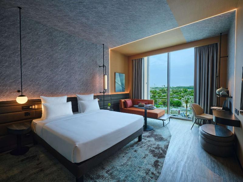 Novotel Dhahran Hotel & Residences image