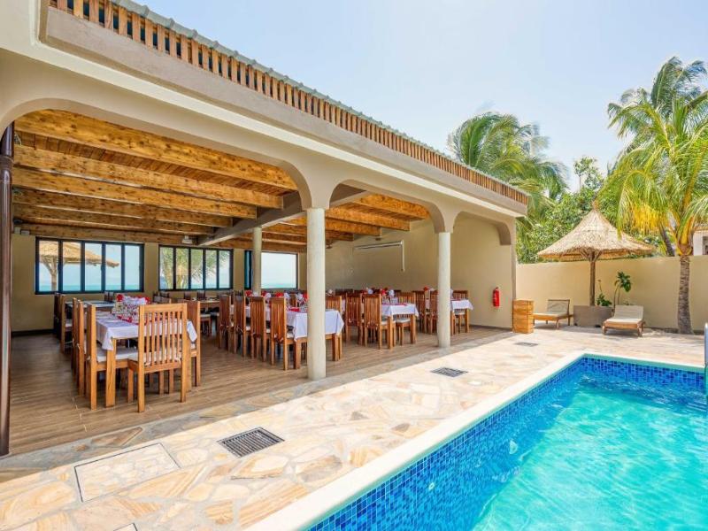 Blackstone Beach Resort  — general view