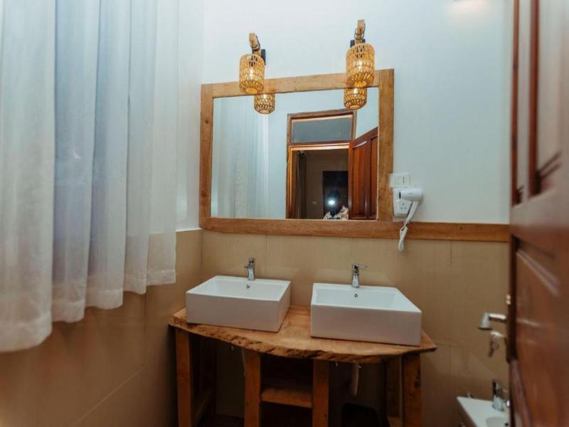 Blackstone Beach Resort  image