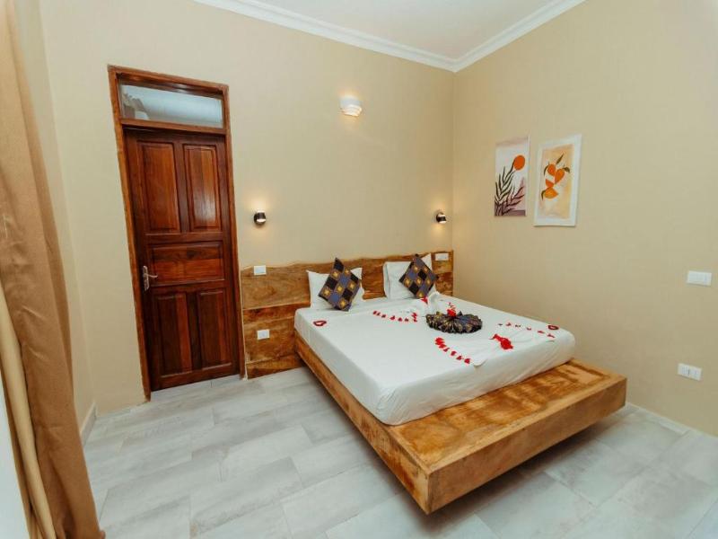 Blackstone Beach Resort  image