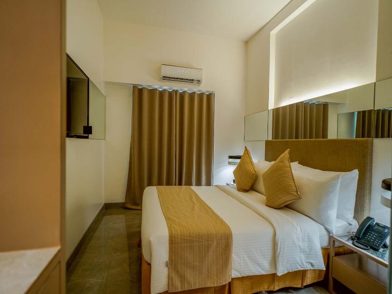 Vs Hotel image