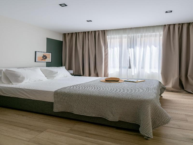 The Artisan Suites image