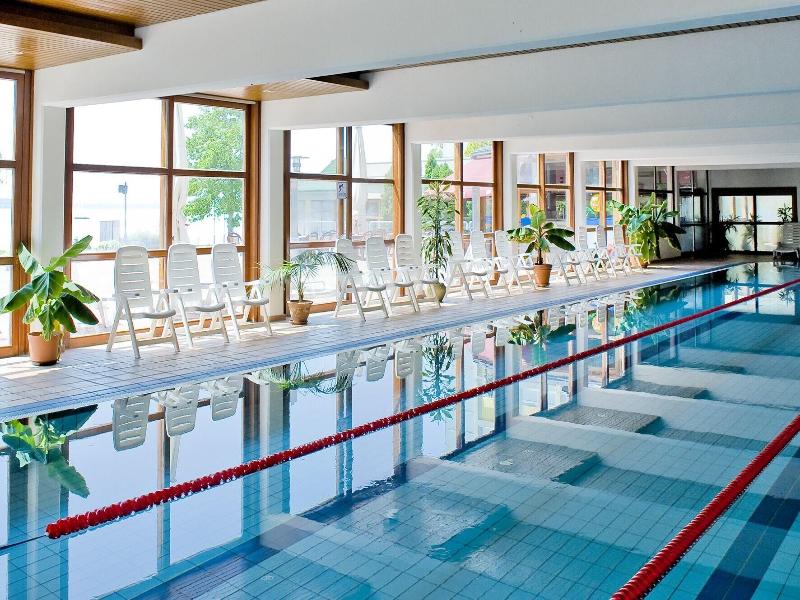 Club Tihany Resort image