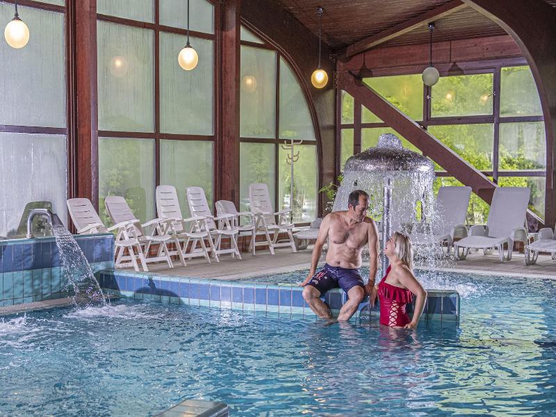 Club Tihany Resort image