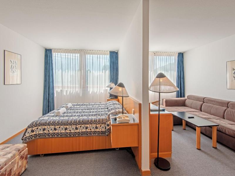 Club Tihany Resort image
