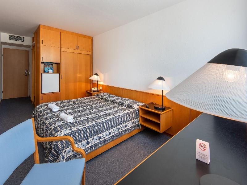 Club Tihany Resort image