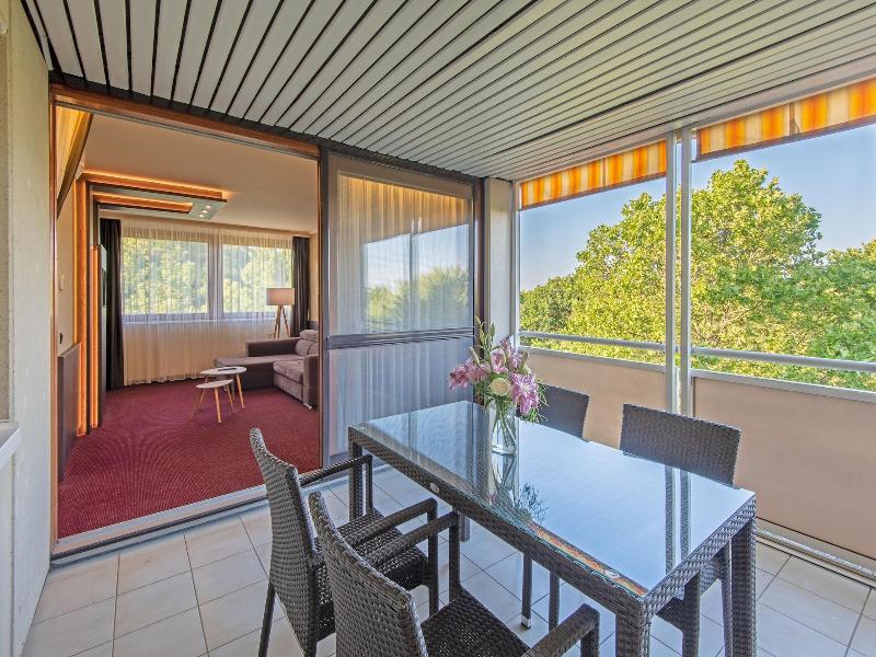 Club Tihany Resort image