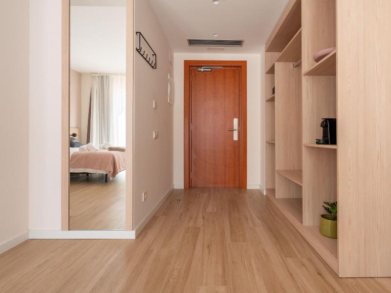 Limehome Barcelona Carrer De Besalu 82 image