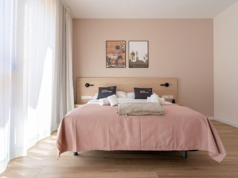Limehome Barcelona Carrer De Besalu 82 image