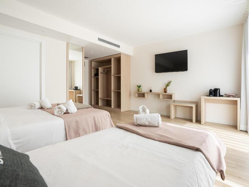 Limehome Barcelona Carrer De Besalu 82 image
