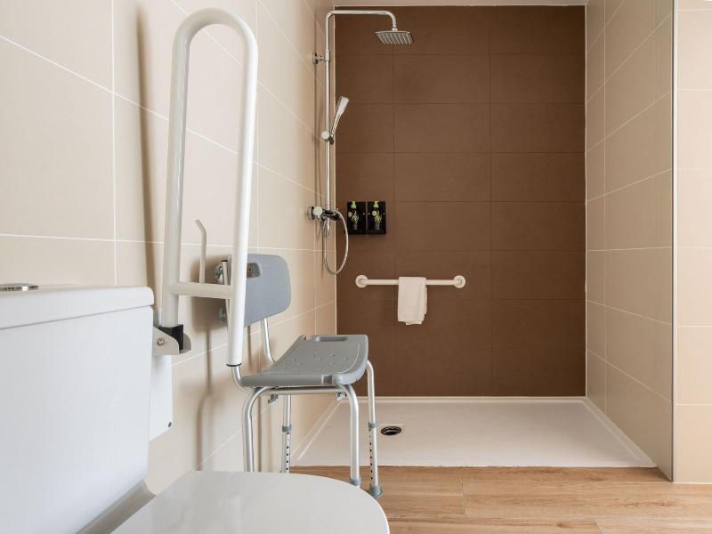 Limehome Barcelona Carrer De Besalu 82 image
