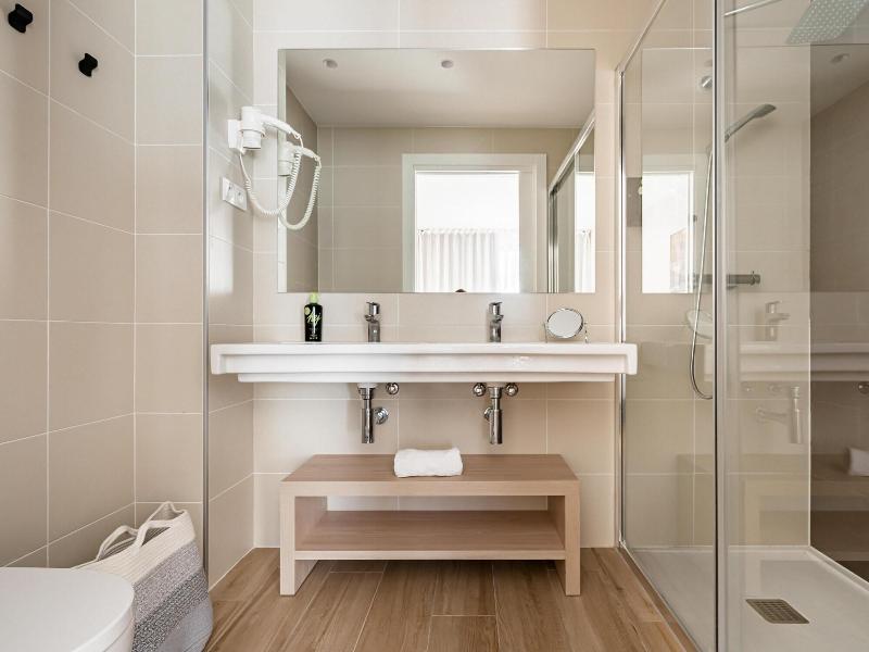 Limehome Barcelona Carrer De Besalu 82 image