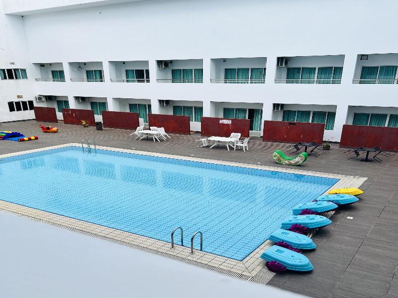 Garden Sentral Hotel image