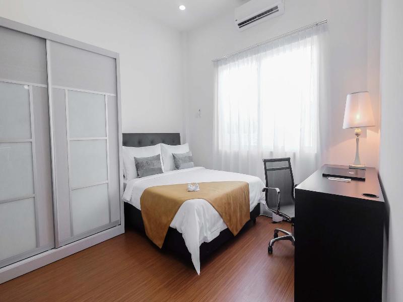 Garden Sentral Hotel image
