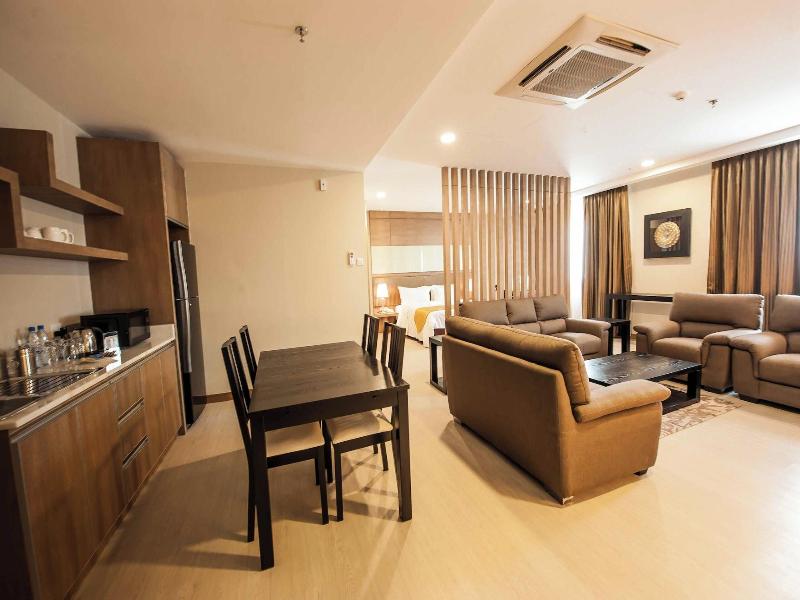 Garden Sentral Hotel image