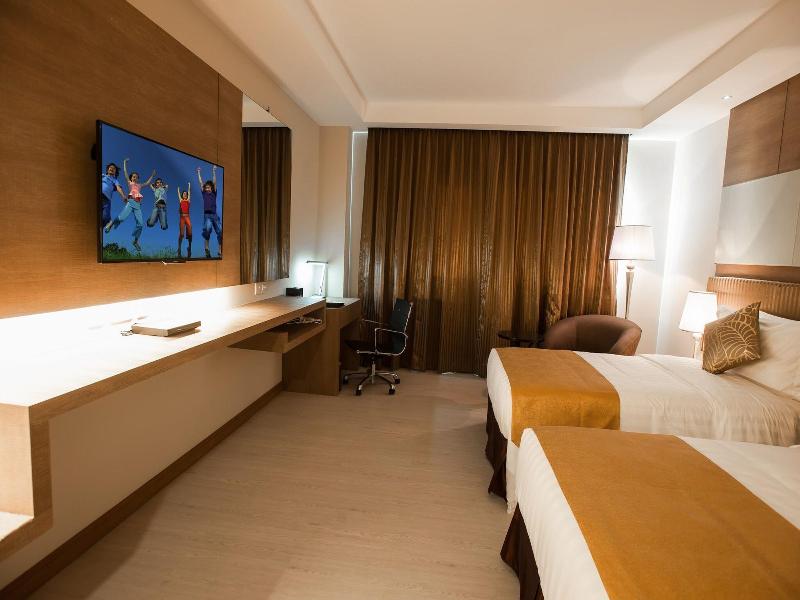 Garden Sentral Hotel image