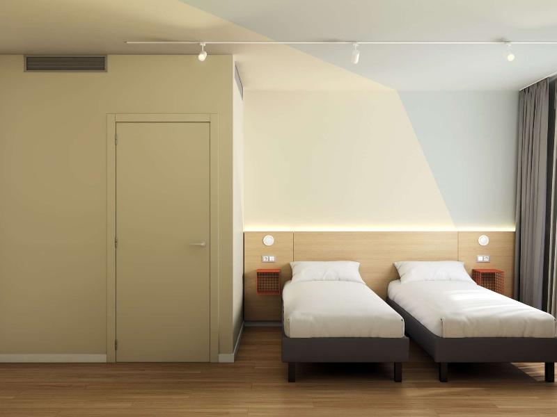 Ibis Budget Barcelona Center image