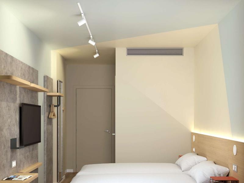 Ibis Budget Barcelona Center image
