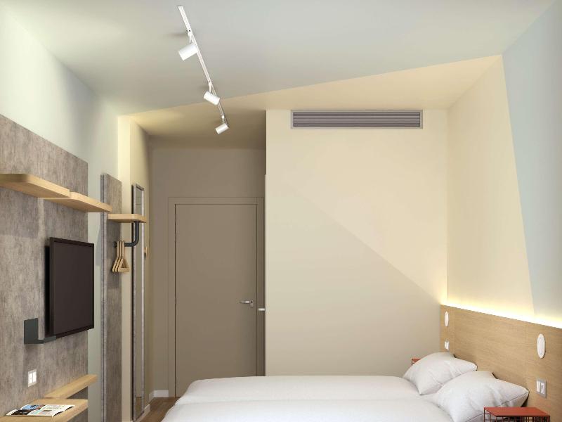 Ibis Budget Barcelona Center image