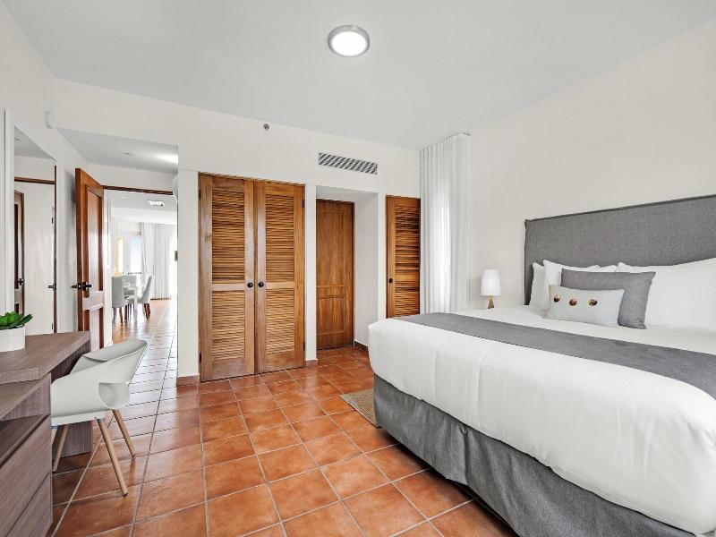 Las Casitas Village At El Conquistador image