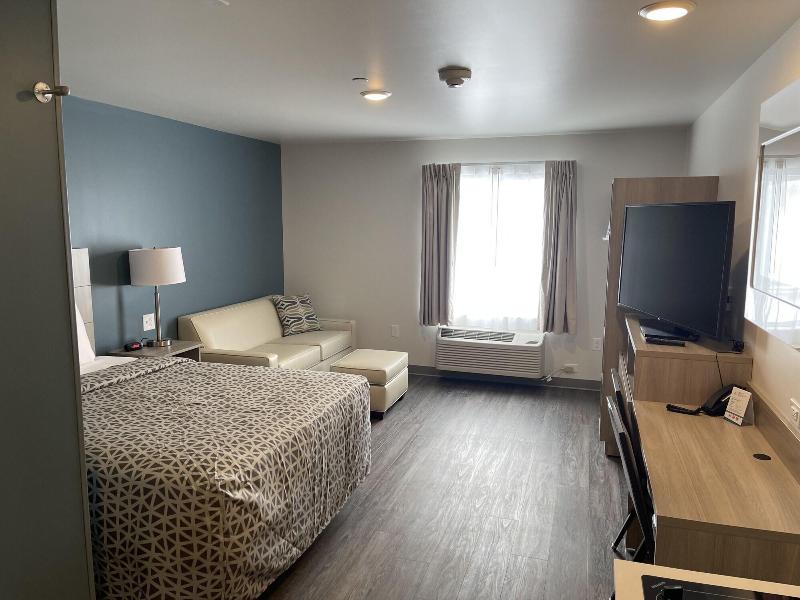 Woodspring Suites Grand Rapids Kentwood image