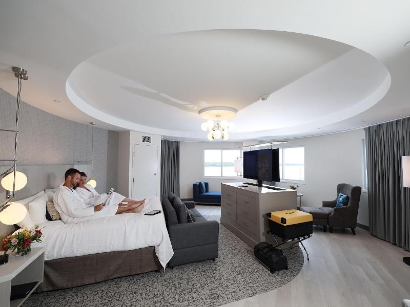 The Riverview 5