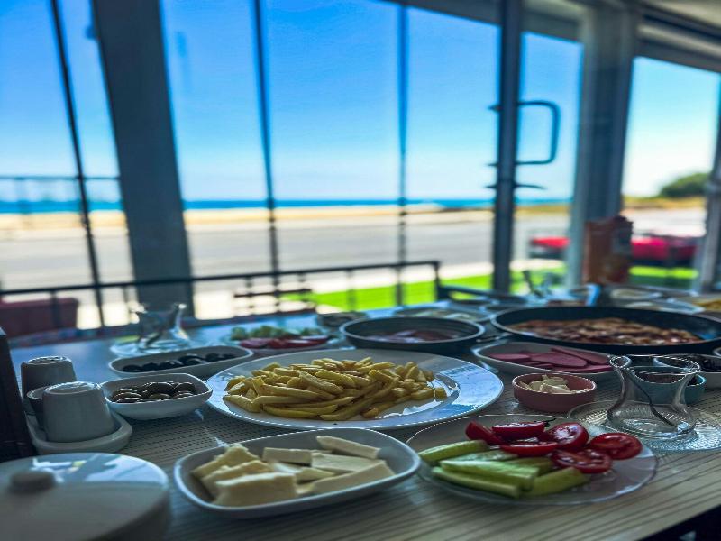 Airport Black Sea Hotel Restaurant image