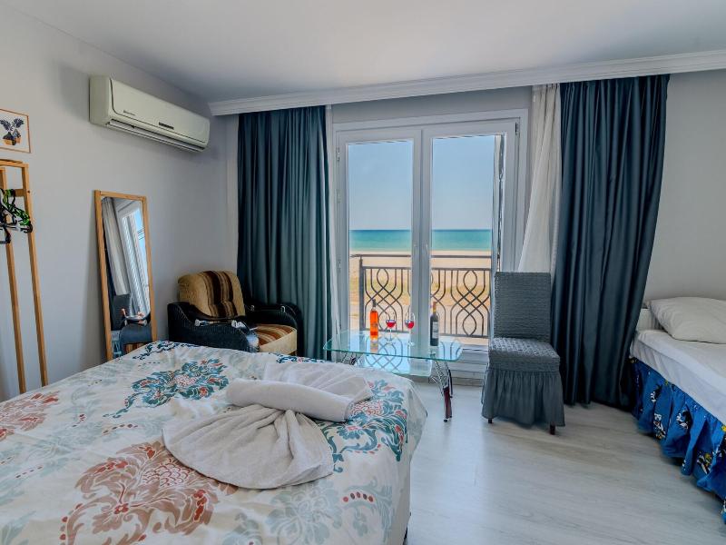 Airport Black Sea Hotel Restaurant image