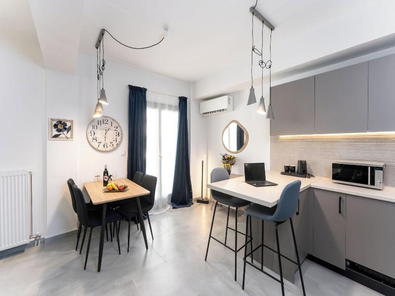 Bueno Apartments By Athens Prime Hotels image