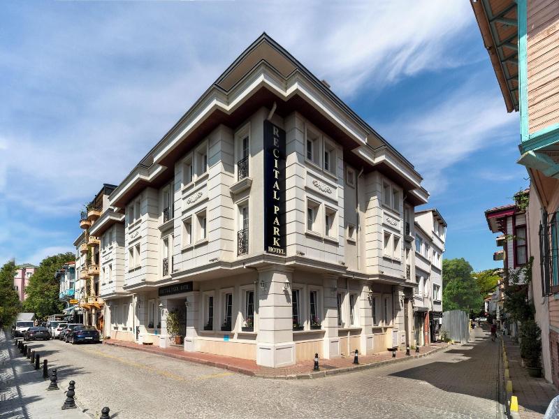 Recital Park Hotel — general view
