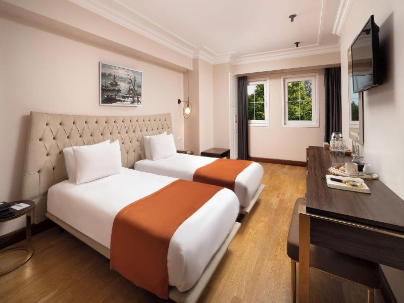 Recital Park Hotel image