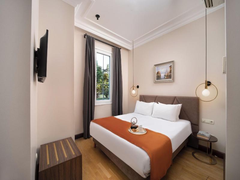 Recital Park Hotel image