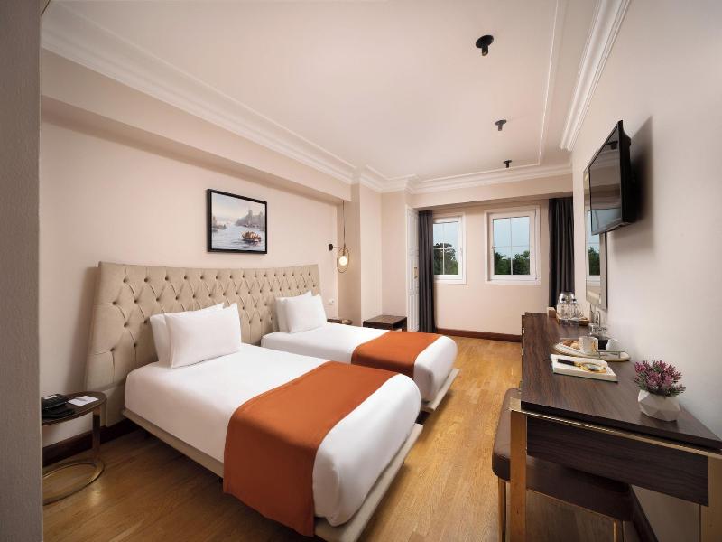 Recital Park Hotel image