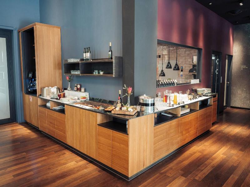 Hotel Kaiserhof Ravensburg image