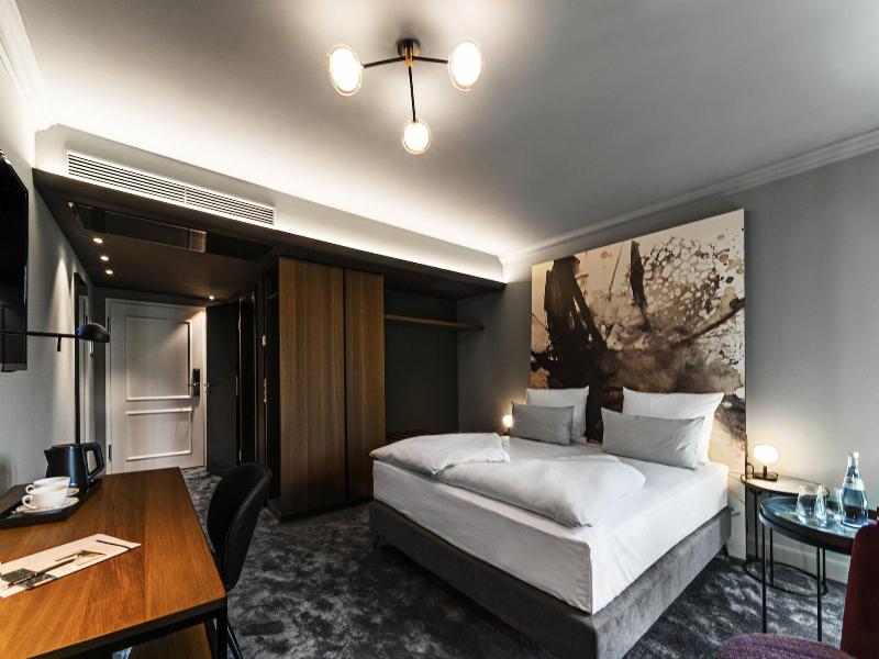 Hotel Kaiserhof Ravensburg image