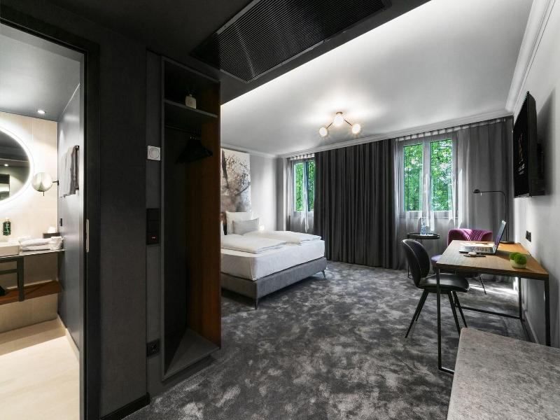 Hotel Kaiserhof Ravensburg image